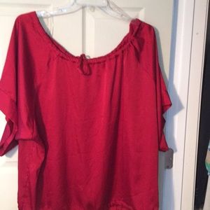 Red Short Sleeve Drawstring Adjustable Top. 2X